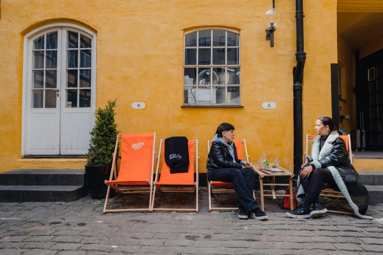 Capsule Hotel Nyhavn63 Copenhagen Exterior photo