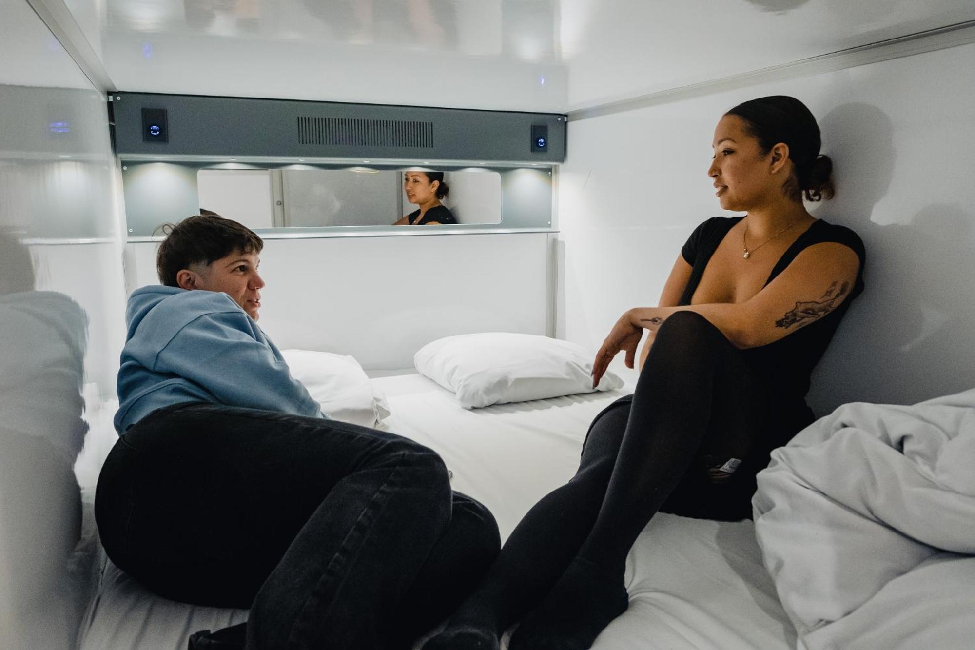 Capsule Hotel Nyhavn63 Copenhagen Exterior photo