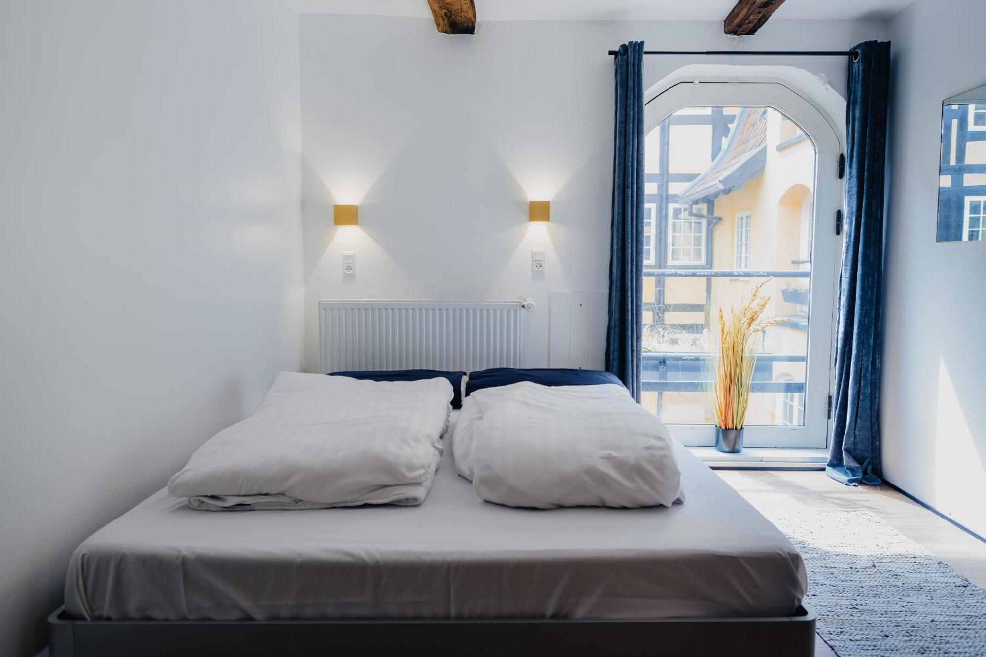Capsule Hotel Nyhavn63 Copenhagen Exterior photo