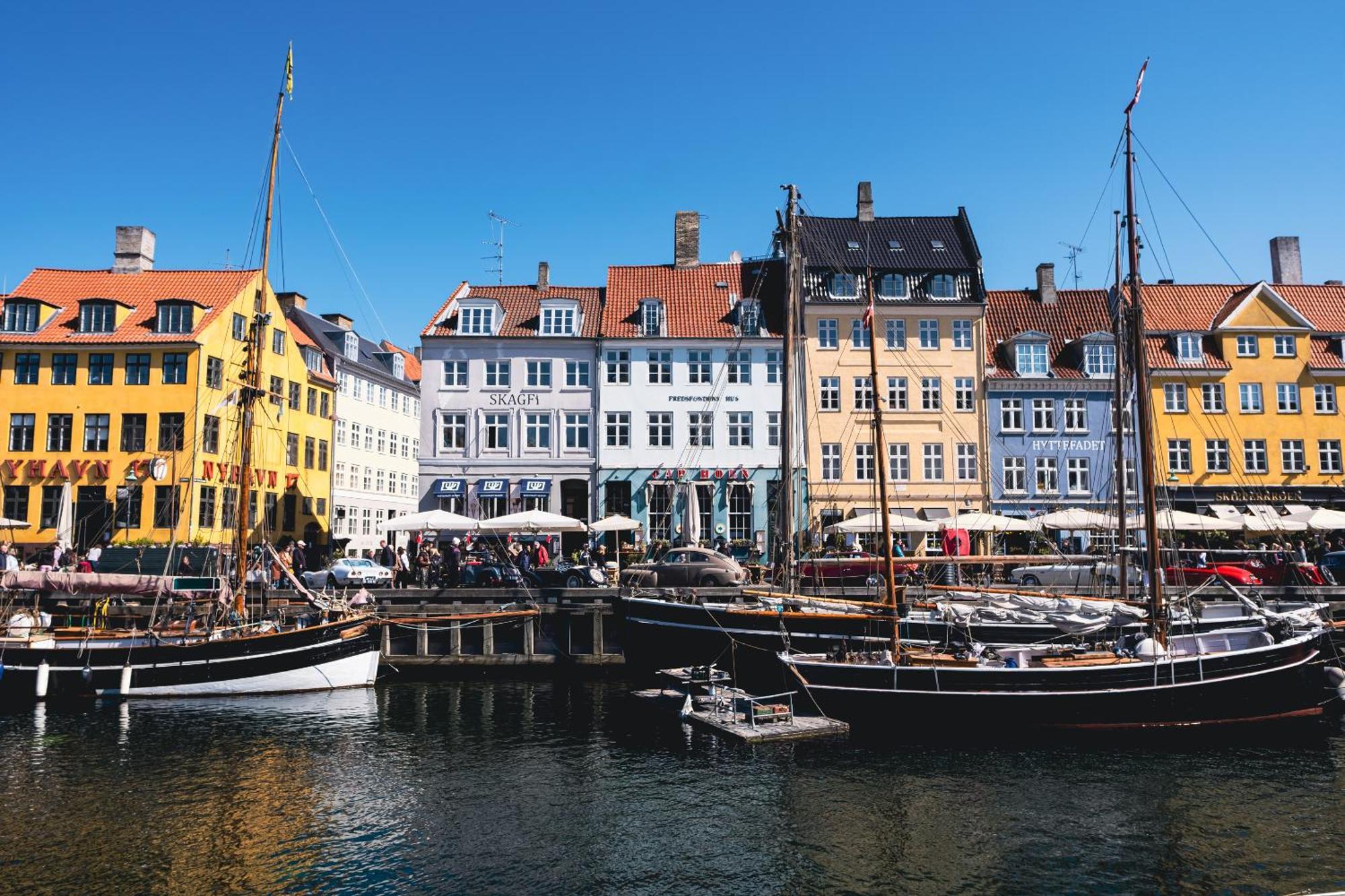 Capsule Hotel Nyhavn63 Copenhagen Exterior photo