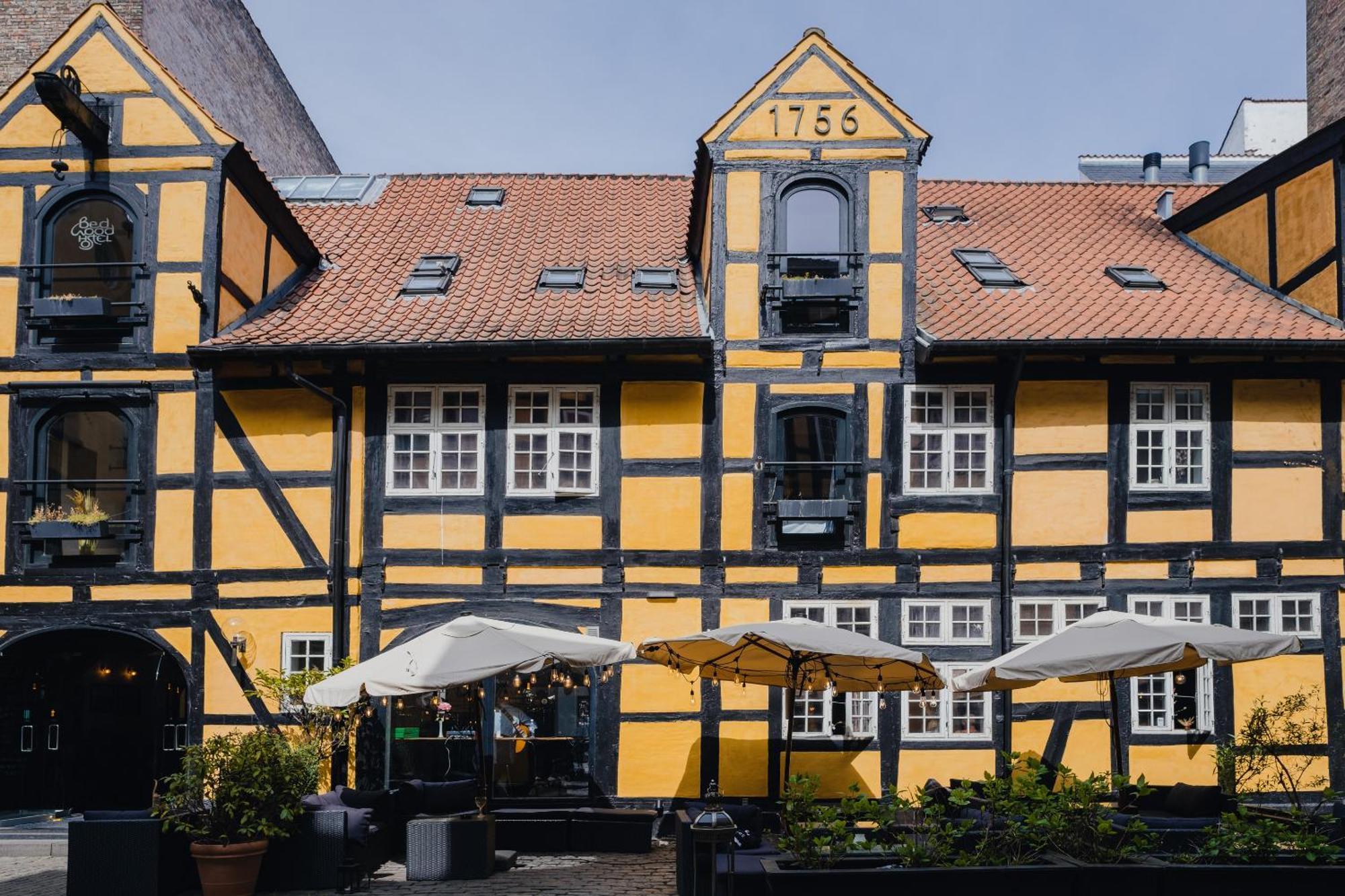Capsule Hotel Nyhavn63 Copenhagen Exterior photo