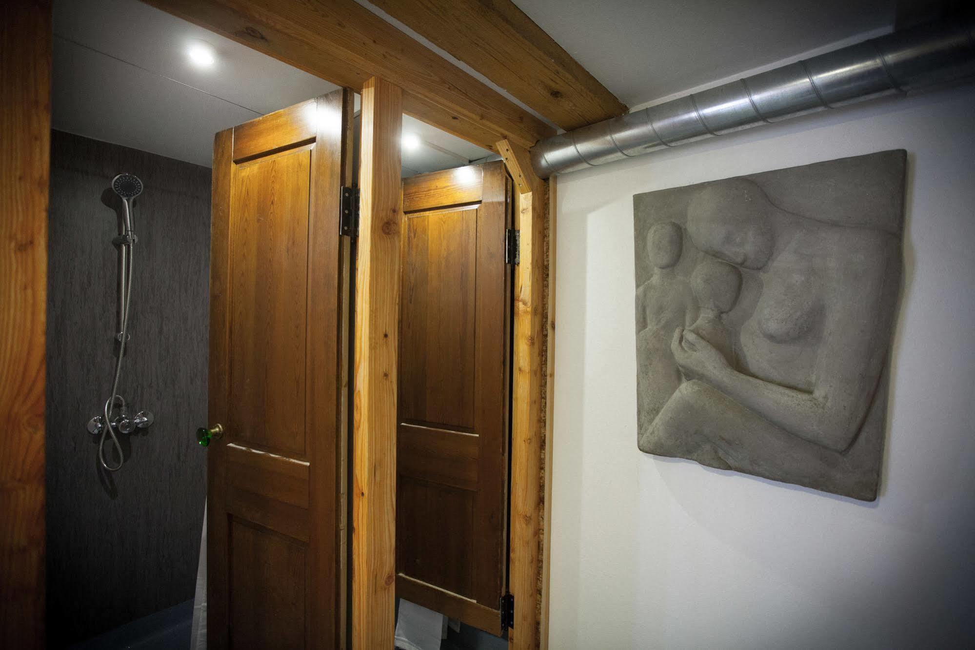 Capsule Hotel Nyhavn63 Copenhagen Exterior photo