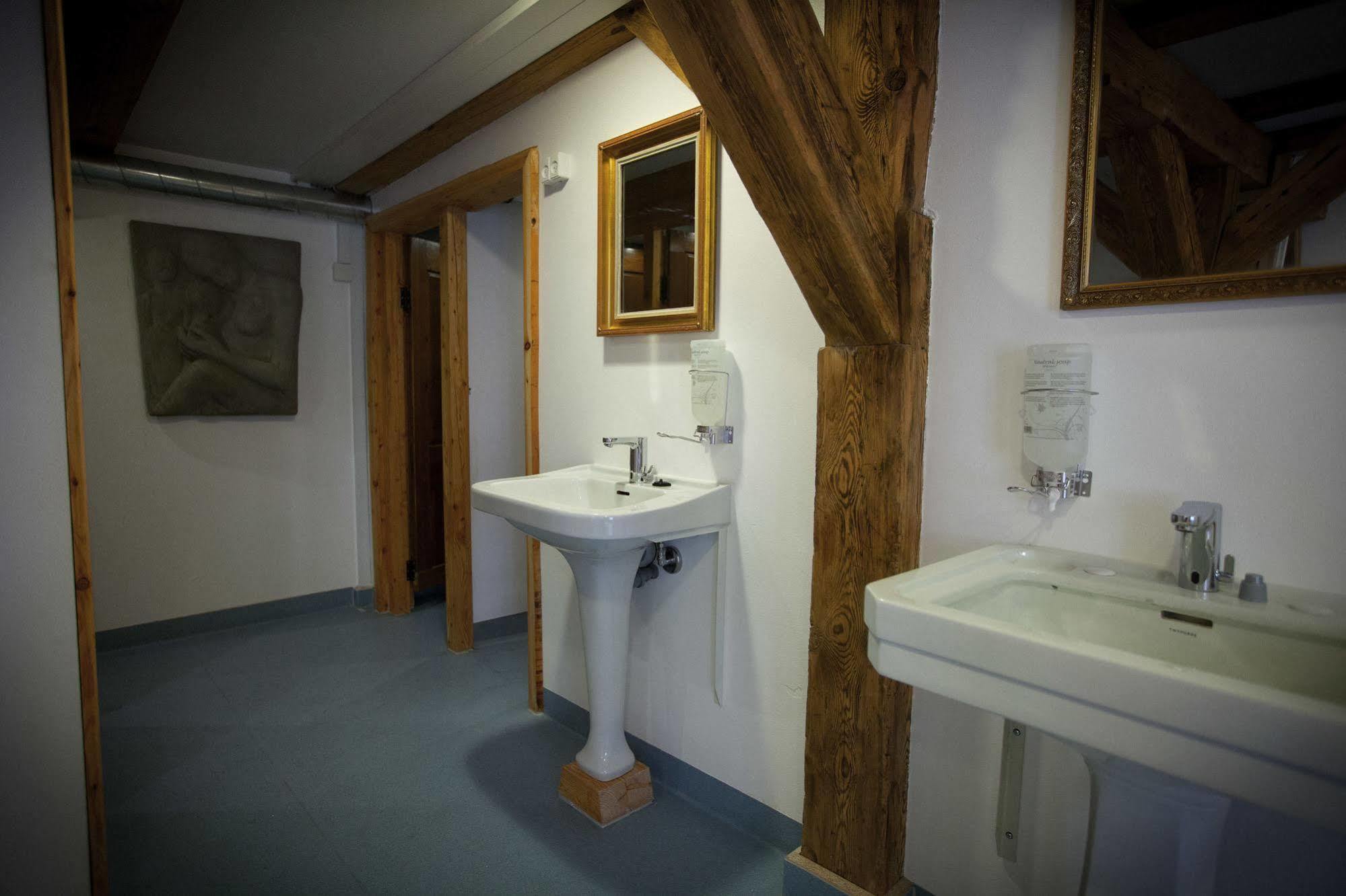 Capsule Hotel Nyhavn63 Copenhagen Exterior photo